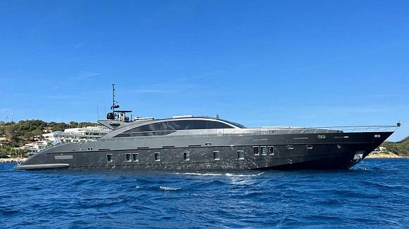 EVA yacht