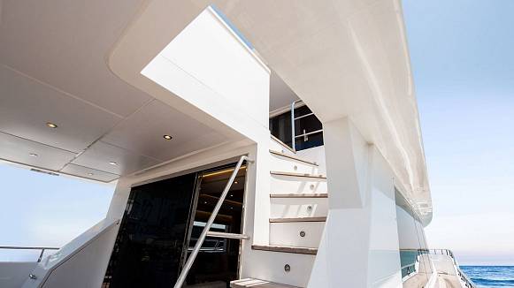 NOMAD 75 SUV yacht
