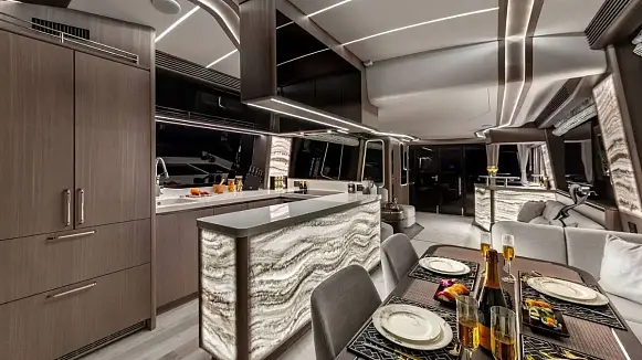 GALEON 800 FLY yacht