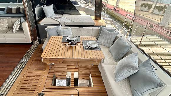 SUNREEF 50 SAILING yacht