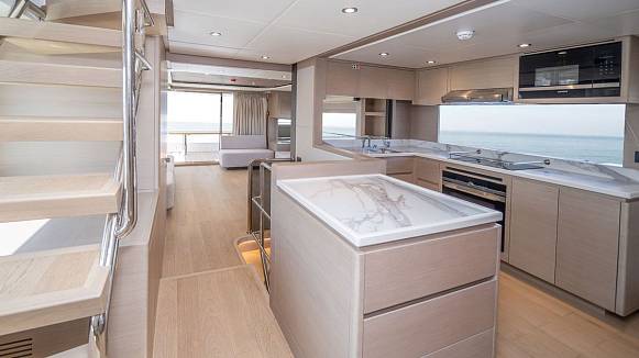 NOMAD 75 SUV yacht