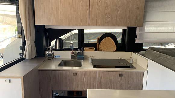 CRANCHI E52F EVOLUZIONE yacht