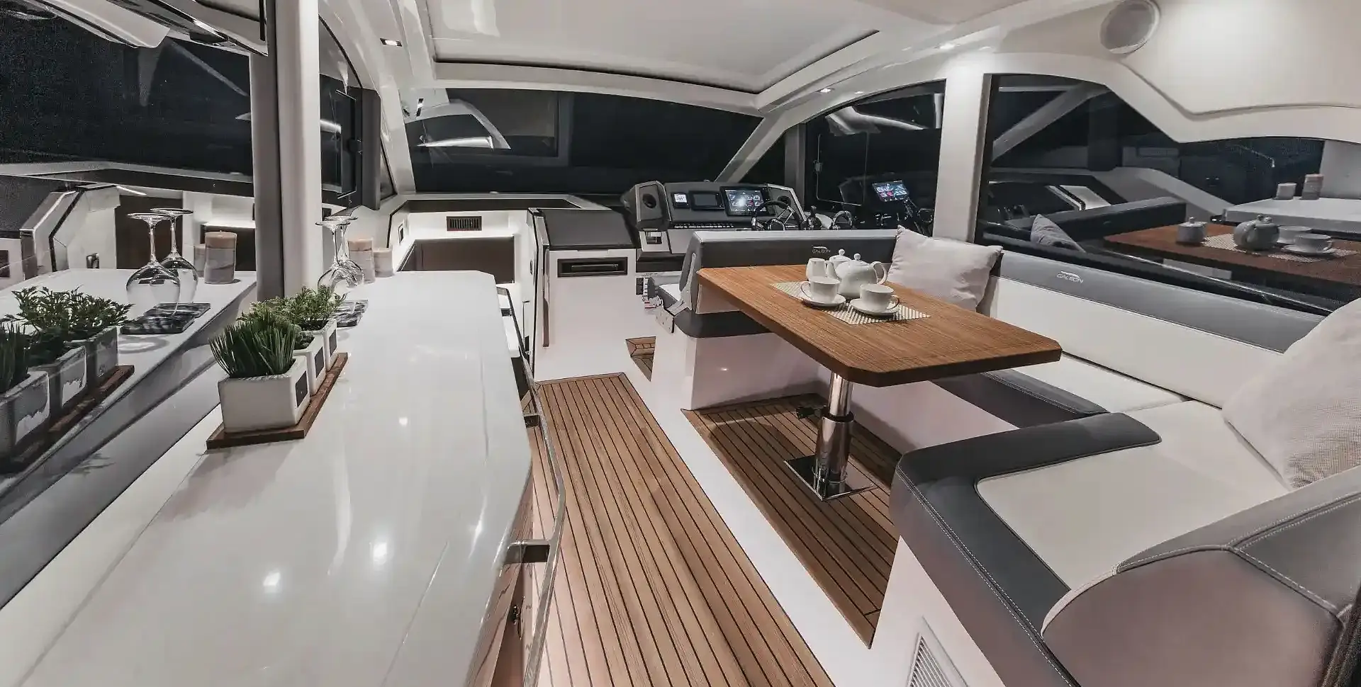 GALEON 425 HTS yacht