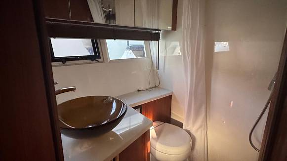 GALEON 445 HTS yacht
