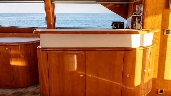 GUY COUACH 2800  yacht