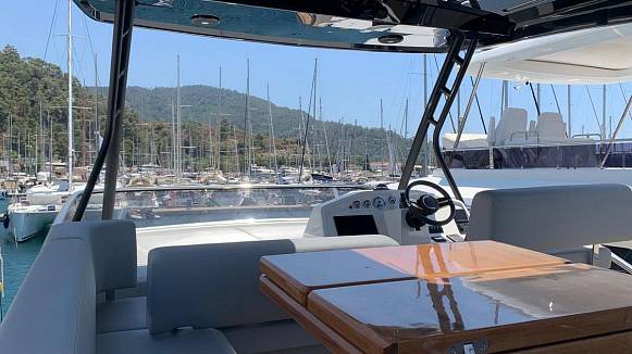 CRANCHI E52F EVOLUZIONE yacht