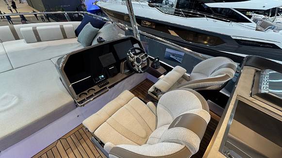 GALEON 640 FLY yacht