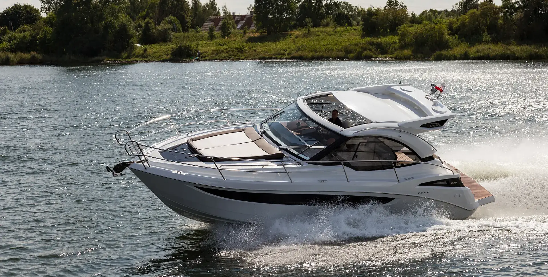 GALEON 335 HTS yacht