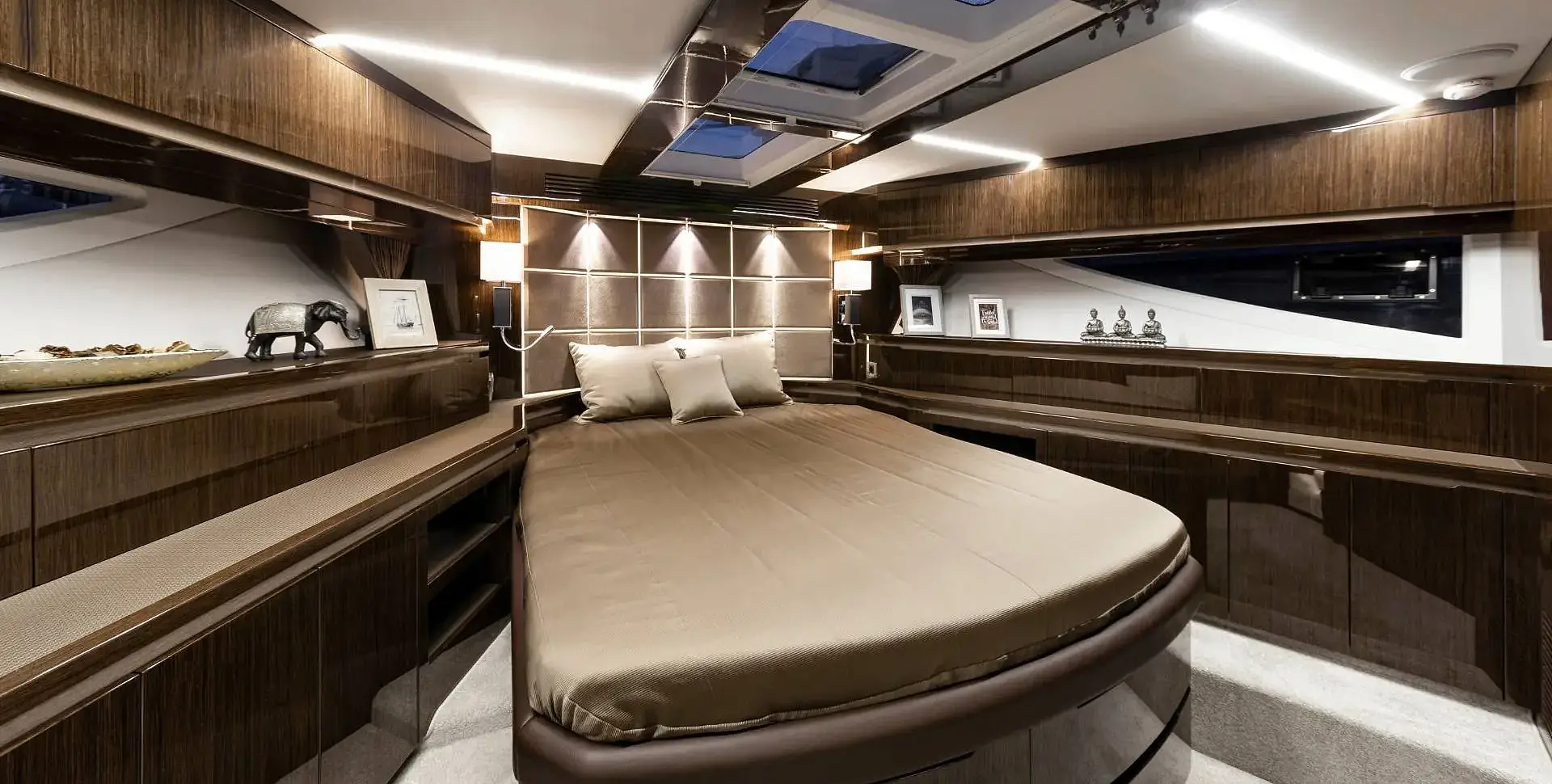 GALEON 640 FLY yacht