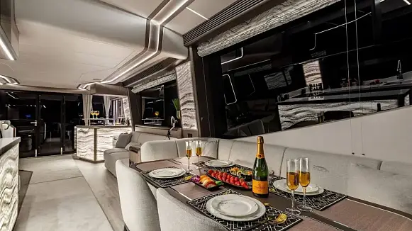 GALEON 800 FLY yacht