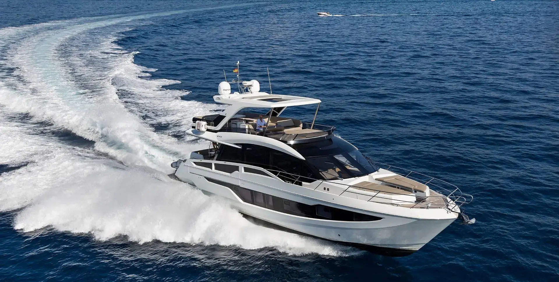 GALEON 640 FLY yacht