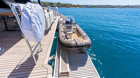 SUNREEF 60 SAILING yacht