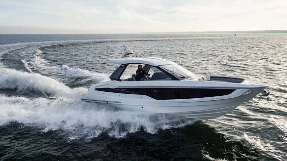 GALEON 325 GTO yacht