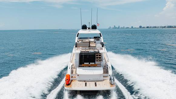 KATRIN I yacht
