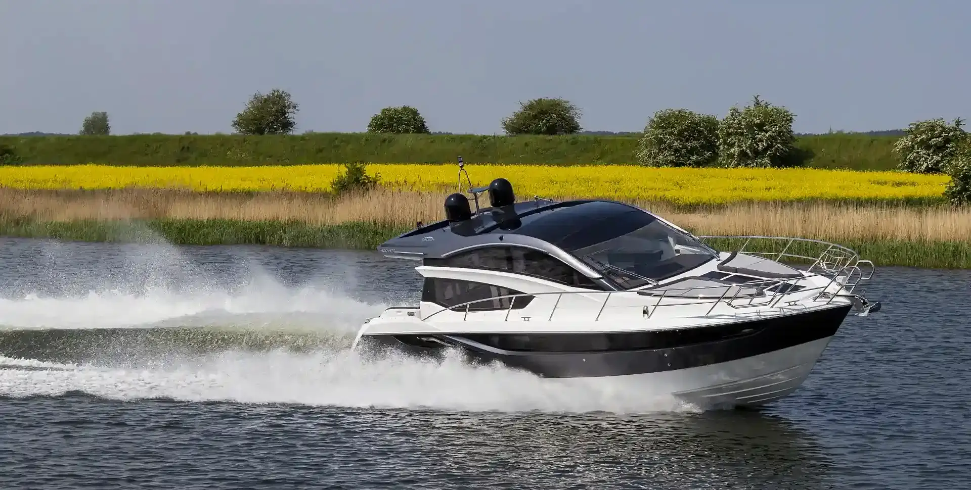 GALEON 430 HTC yacht