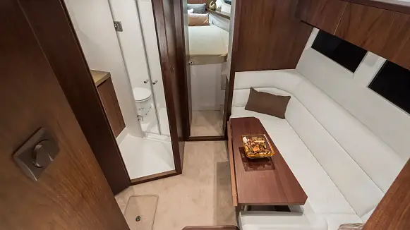 GALEON 365 HTS yacht