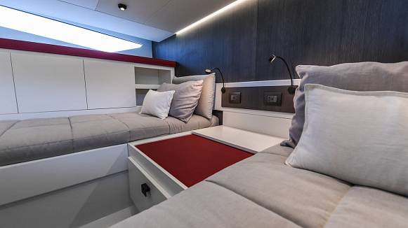 Fiart 43 Seawalker yacht