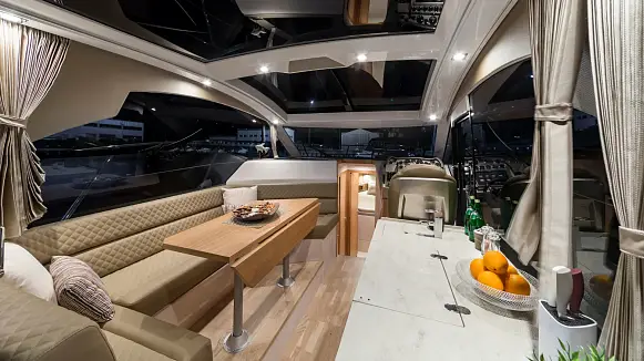 GALEON 370 HTC yacht