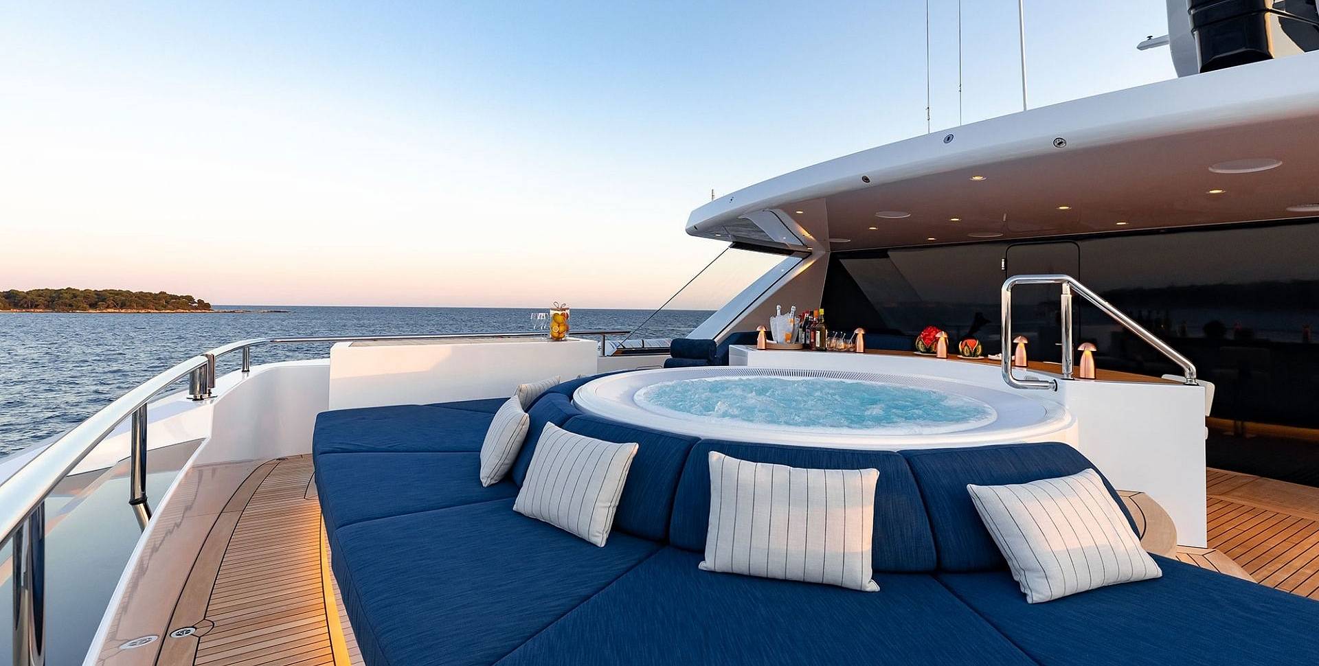 STARLUST yacht