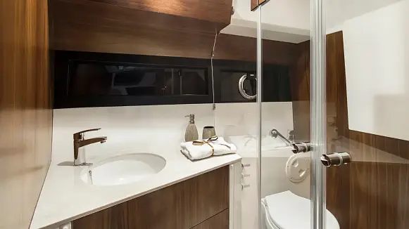 GALEON 305 HTS yacht