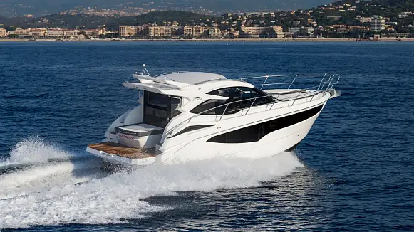 GALEON 365 HTS yacht