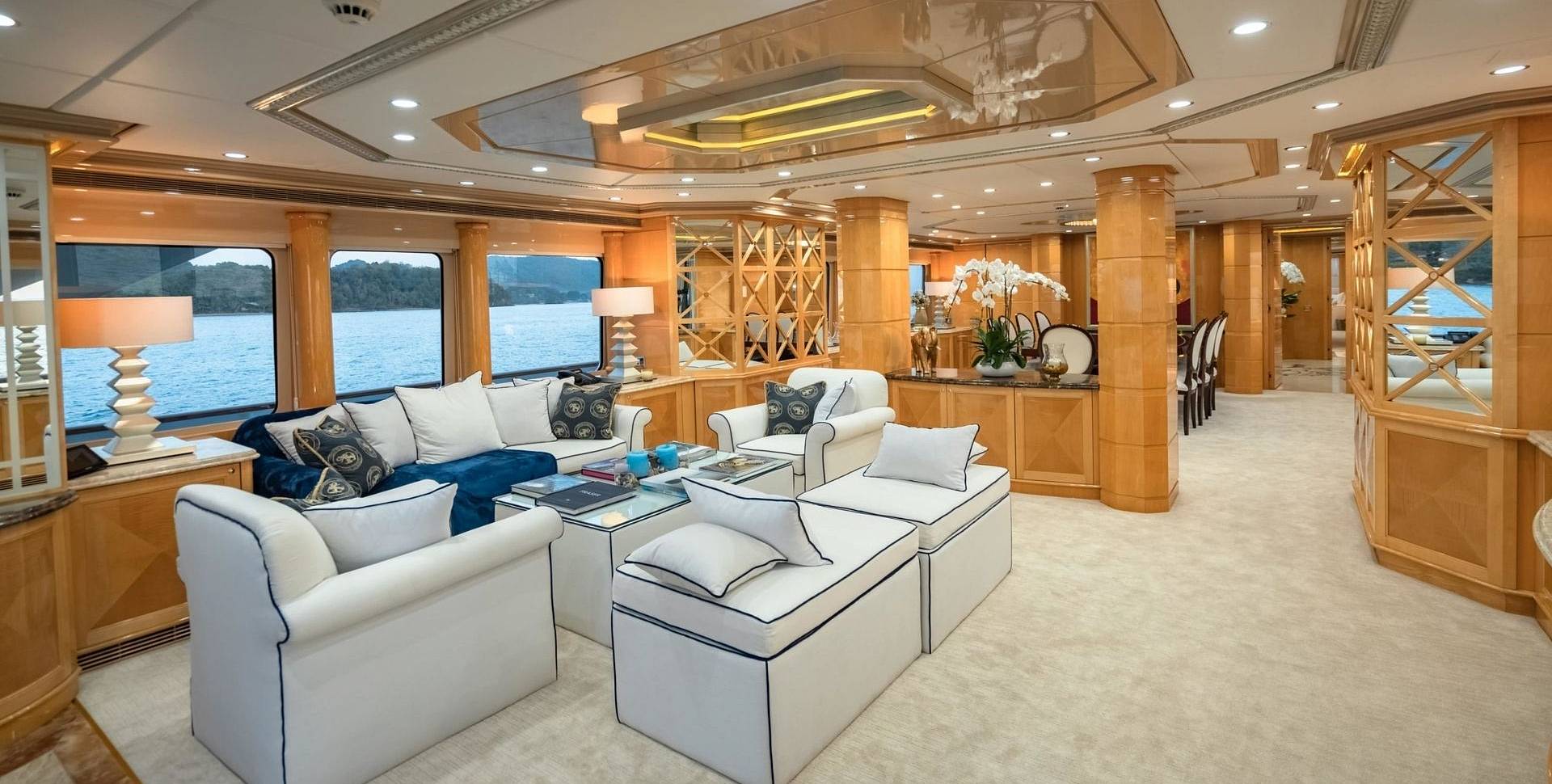 LADY AZUL yacht