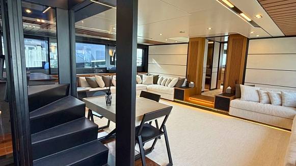 CARAT yacht