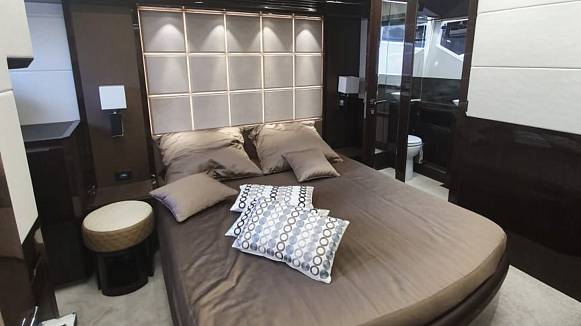 GALEON 640 FLY yacht