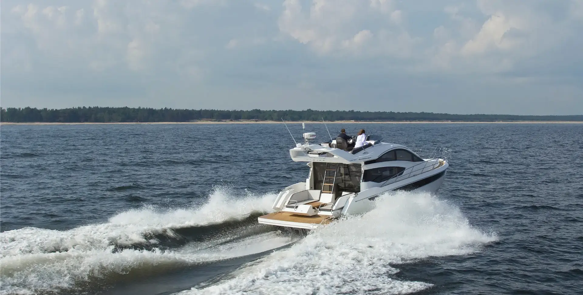 GALEON 430 SKYDECK yacht