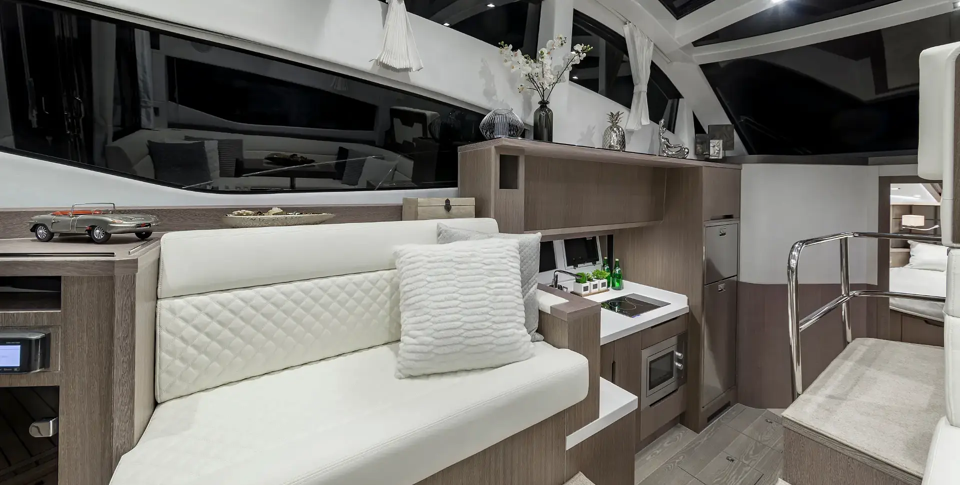 GALEON 430 HTC yacht