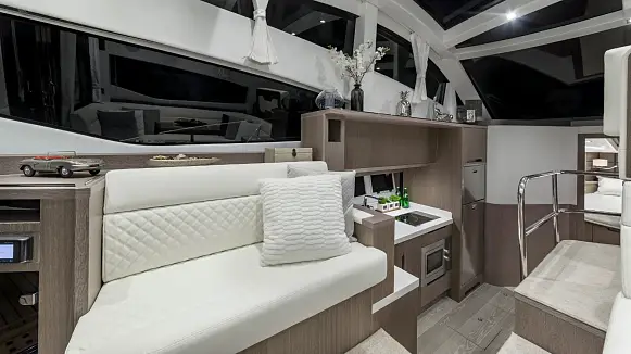 GALEON 430 HTC yacht