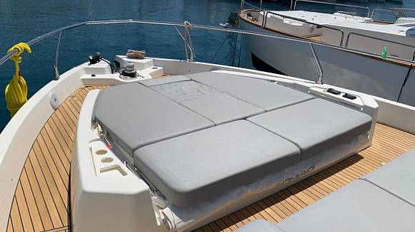 CRANCHI E52F EVOLUZIONE yacht