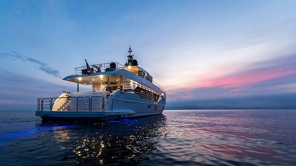 MIA yacht