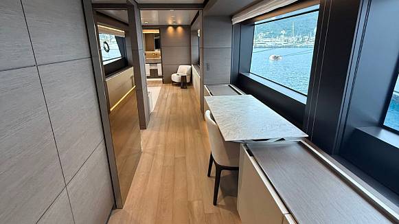 ALBUS yacht