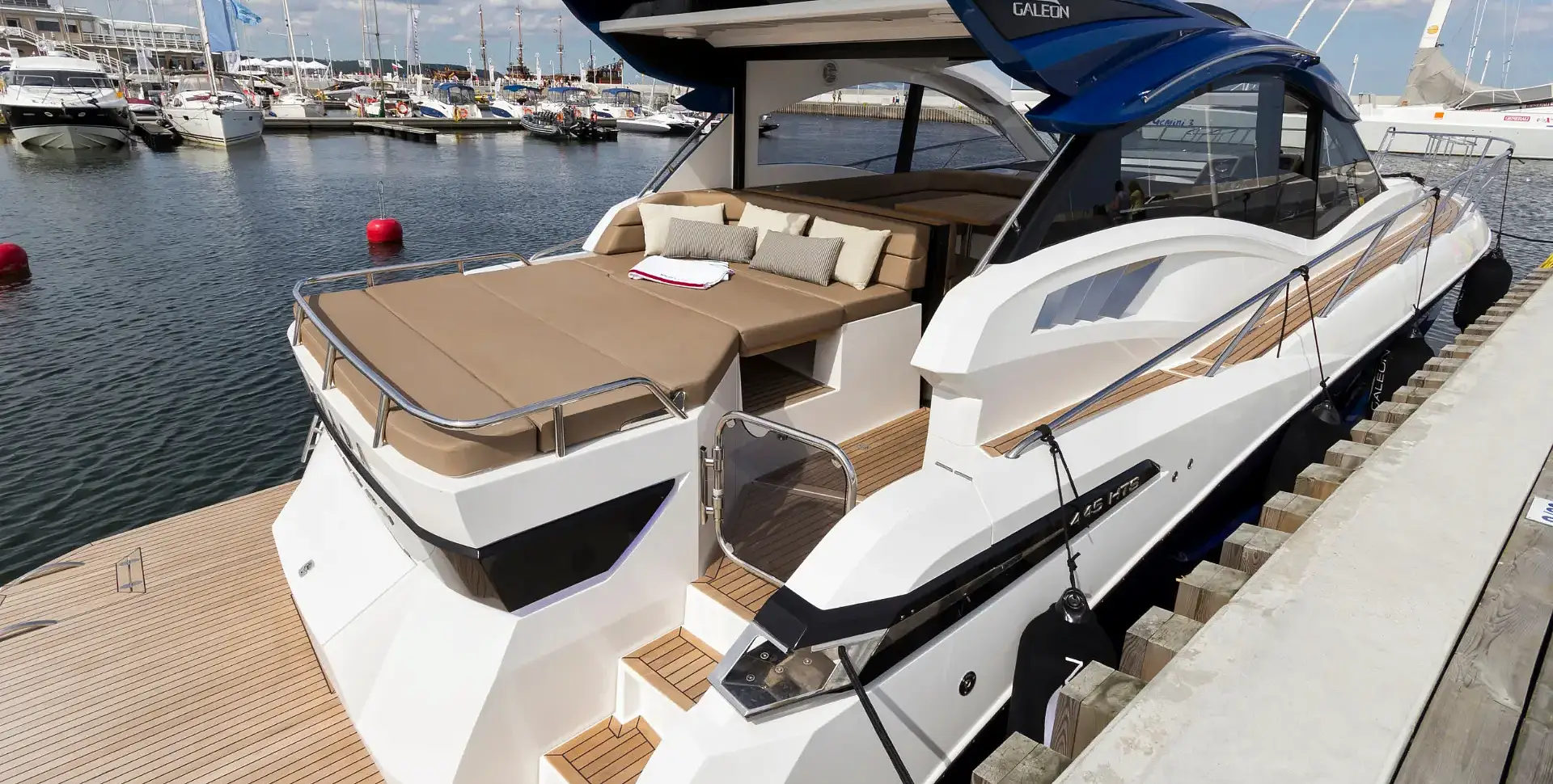 GALEON 485 HTS yacht