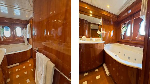 GUY COUACH 2800  yacht