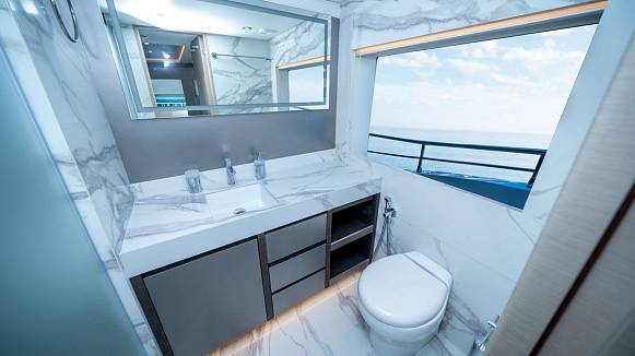 NOMAD 75 SUV yacht