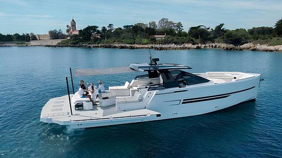 OKEAN 55 yacht