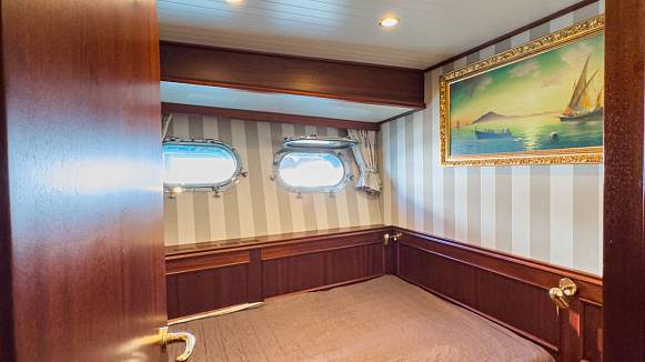 DE ALM DELFINO 60 yacht