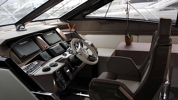 MARQUIS 630 SPORT yacht