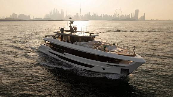 MAJESTY 100 TERRACE yacht