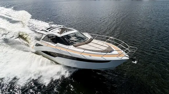 GALEON 405 HTS yacht