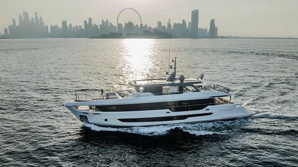 MAJESTY 100 TERRACE yacht