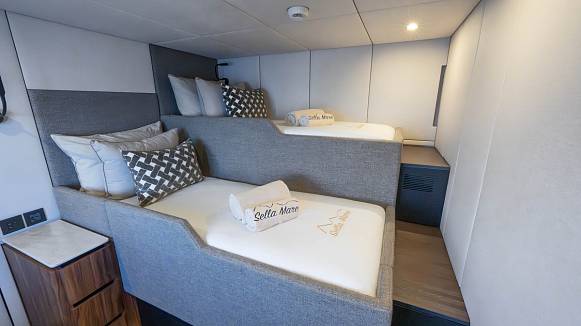 SUNREEF 60 SAILING yacht