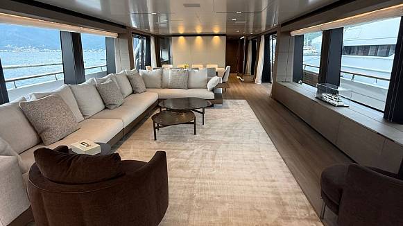 ALBUS yacht