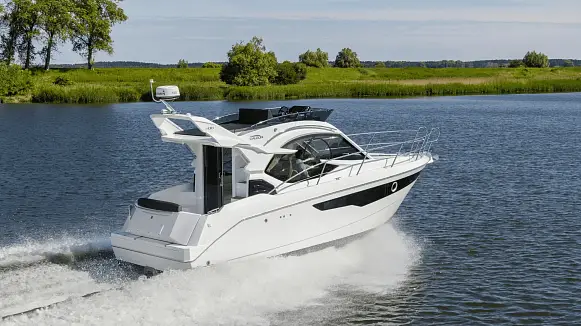 GALEON 300 FLY yacht