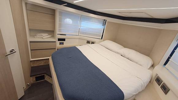 CRANCHI E52F EVOLUZIONE yacht