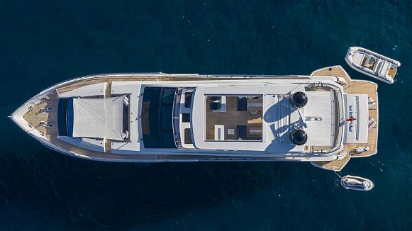 PEARL 95 yacht