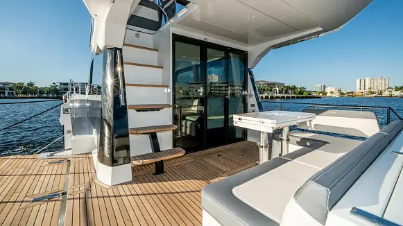 GALEON 400 FLY yacht