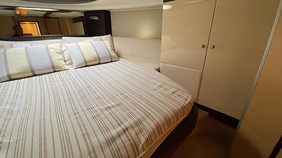 CRANCHI ATLANTIQUE 43 yacht
